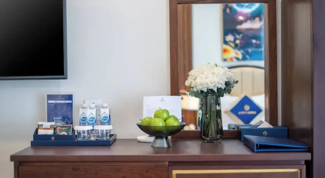 Трёхместный номер Standard с балконом и с видом на город Sandals Vista Hotel