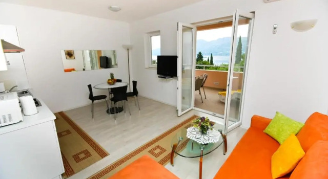 Апартаменты Comfort Apartments Villa Ana 1