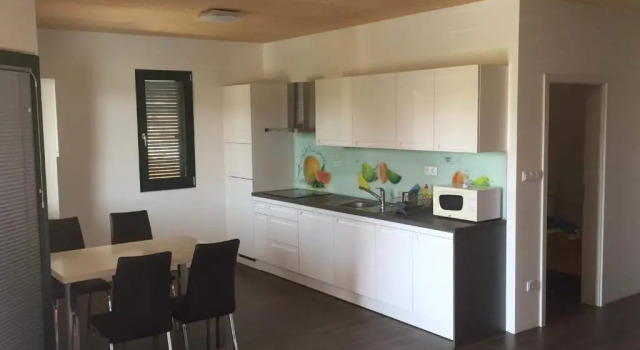 Apartments Dujic, Забронировать Апартаменты/квартира Отели Трибунь с бассейном, рядом с Пристань для яхт Трибуни, Бассейн