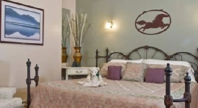 Rockwell Falls Inn and Wine Bar, Buchen Sie Bed & Breakfast  
