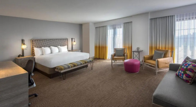 Двухместный номер Premium large DoubleTree by Hilton Austin