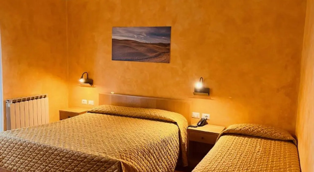 Трёхместный номер Standard Albergo Di Murlo