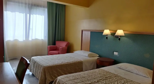 Albergo Conte Max, Buchen Sie Hotel Capracotta 