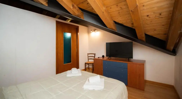 Коттедж с 2 комнатами The Three Moons Apartment