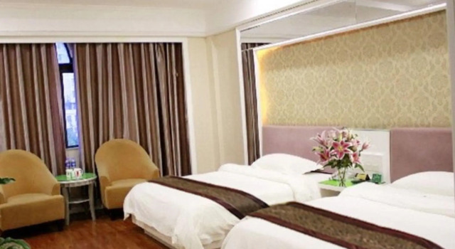 GreenTree Alliance GuangDong GuangZhou HuaDu District YunShan Avenue Sports Center Hotel, Varaa Hotelli Hotellit Guangdong aamiaisella, Aamiainen