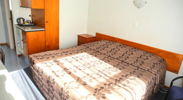 Студия Motel Six