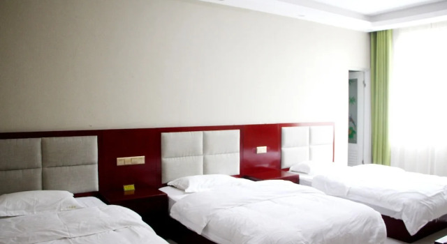 Bayou Youth Hostel