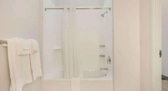 Четырёхместный номер Standard Comfort Inn & Suites Gaylord