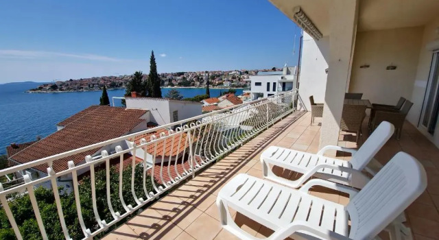 Апартаменты c 1 комнатой с видом на море Apartments Cacija