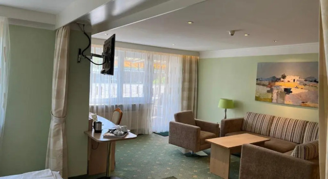 Полулюкс Parkhotel Crombach am Salingarten