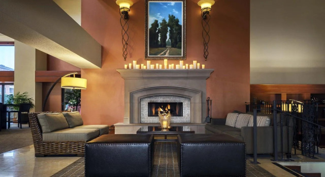DoubleTree by Hilton Sonoma Wine Country, Забронировать Отель Отели Ронерт-Парк с бассейном, рядом с Казино и туристический комплекс Graton Resort and Casino, Бассейн