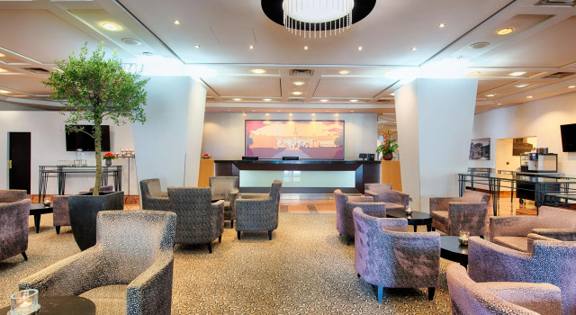 Отель The Q - Quadro City Hotel