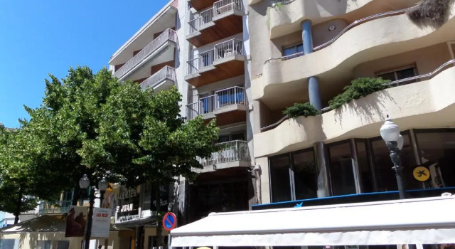 Apartament a la Placeta de Sant Joan 21, 3r