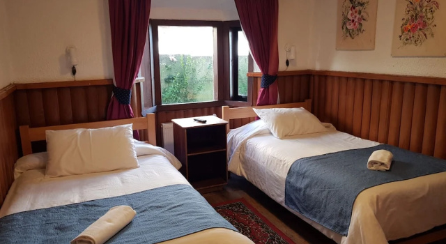 Четырёхместный номер Standard с видом на море Hostal Vista al Mar hct