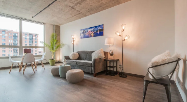 Апартаменты Wrigley Suites