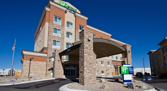 Holiday Inn Express and Suites Denver East Peoria Street, an IHG Hotel, Prenota Hotel Aurora Colorado