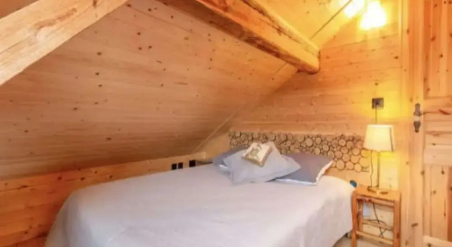 Апартаменты Chalet in Rossiniere Near Glacier & Lake
