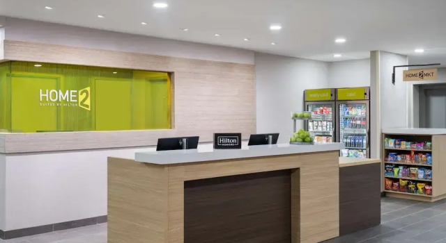 Home2 Suites By Hilton Brownsburg, Book Hotel Hoteller i Brownsburg med parkering, Parkering