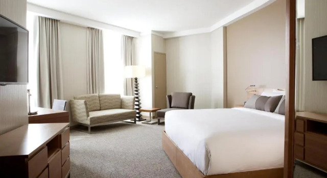 Premier Zimmer Grey Eagle Resort