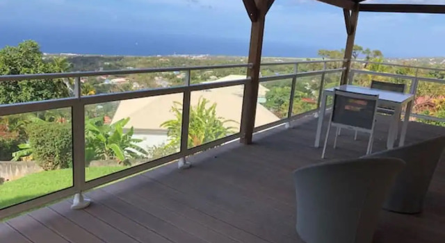 Studio in Gourbeyre, With Wonderful sea View and Furnished Terrace - 6 km From the Beach, Prenota Hotel Gourbeyre Basse-Terre