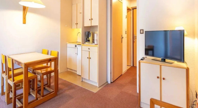 Mountain Apartment Near Village Centre