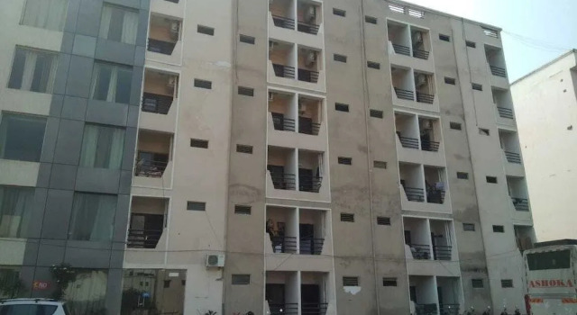 Hotel Shubh Sai, Забронировать Отель Отели штата Махараштры с бассейном, Бассейн