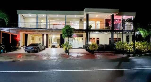 Kartika Hotel Syariah Pacitan Mitra RedDoorz, Buchen Sie Hotel Pacitan Jawa Timur