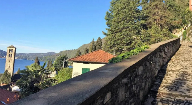 Carate 16 apartment with balcony & lake view, Buchen Sie Ferienwohnung Carate Urio Comer See