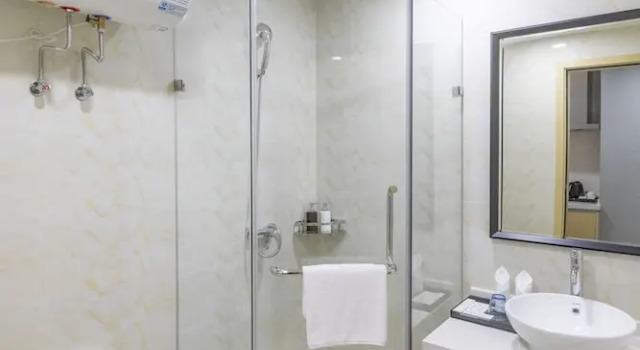 Люкс Deluxe Guangzhou Imin Hotel
