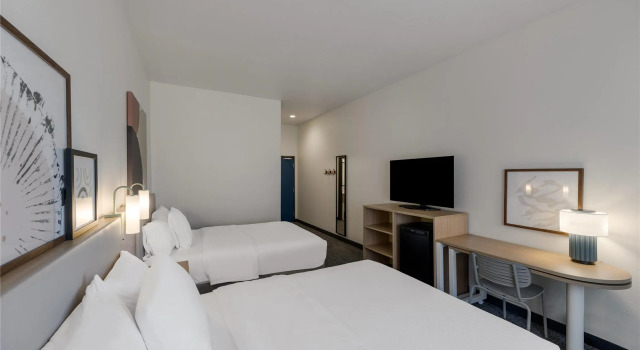 Standard quadruple chambre Spark by Hilton Midland South