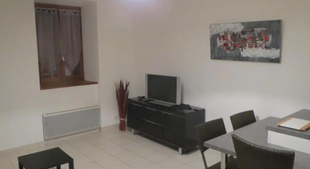 Апартаменты c 1 комнатой T1 centre ville Aubenas