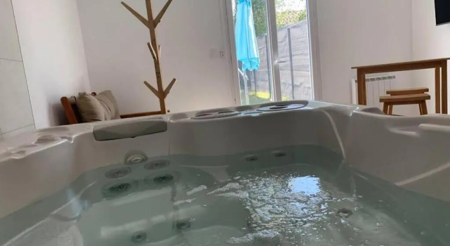 Коттедж Studio avec spa intérieur privé