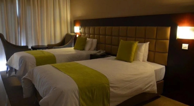 Rainbow Beitbridge Hotel, Book Hotel Beitbridge South Matabeleland