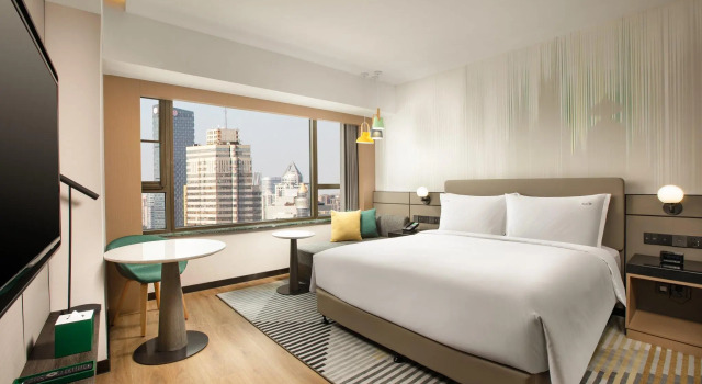 Двухместный номер Standard Holiday Inn Shanghai Nanjing Road by IHG
