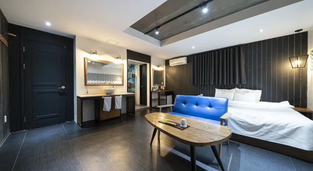 Двухместный люкс с видом на город Hotel Yaja Guri Sutaek