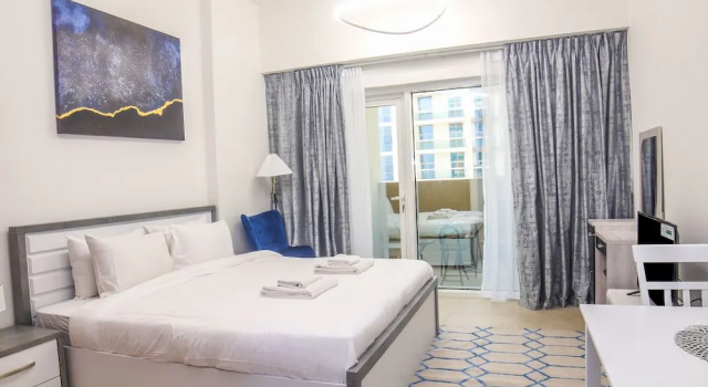 Апартаменты Standard Studio Apartment in Azizi Farishta