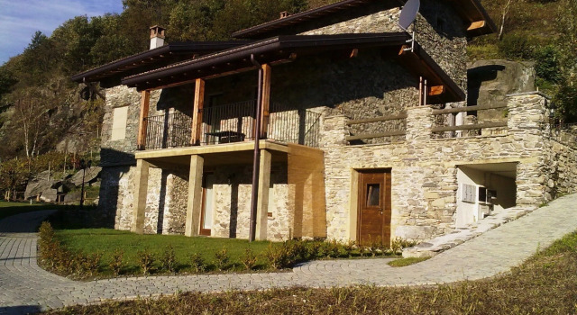Residence Borgo Francone, Book Hotel Colico Como