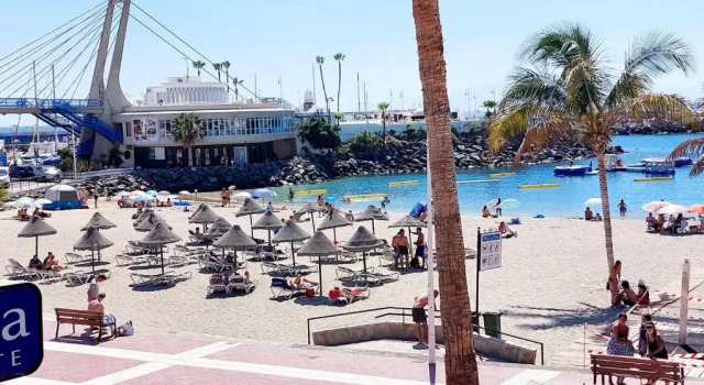 Апартаменты FIRST LINE Los Geranios Ocean View Apartment 50 m from La Pinta beach