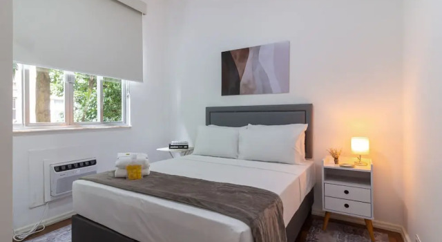 Апартаменты Comfort in Copacabana 9 Minutes From the Beach Cj202