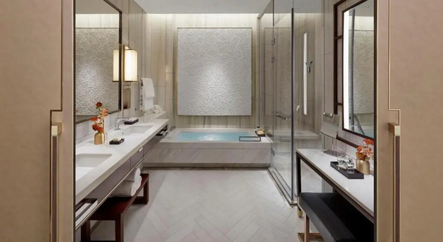 Двухместный номер Deluxe Mandarin Oriental Wangfujing, Beijing