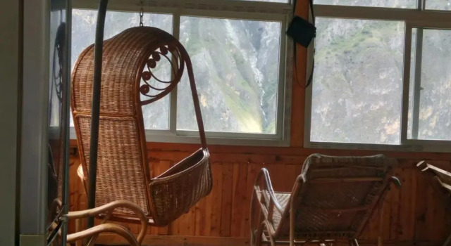 Ancient Luke Hostel, Book Hostel / Vandrerhjem Hostels i Shangri-La, Hostel / Vandrerhjem