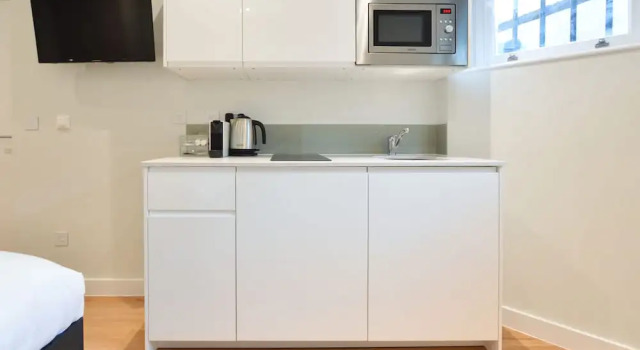 Студия Standard Цокольный этаж St James House Serviced Apartments by Concept Apartments