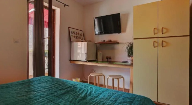 Guesthouse Fjaka, Prenota Hotel Splitska 