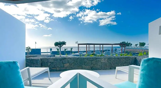 Номер Premium с видом на море Hotel Lava Beach