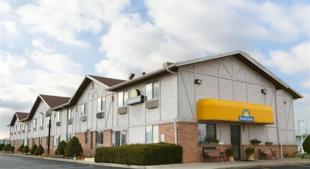 Days Inn Wallaceburg, Varaa Hotelli  