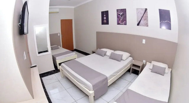 Четырёхместный номер Standard Liv Hotel