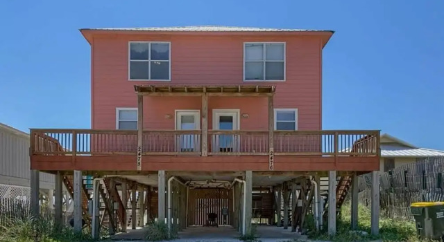 Sand Days East by Meyer Vacation Rentals, Book Hotel Hoteller i Dauphin Island med pool, Swimmingpool
