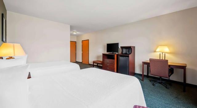 Best Western Annawan Inn, Rezerwuj Hotel Hotele w Illinois z basenem, Basen