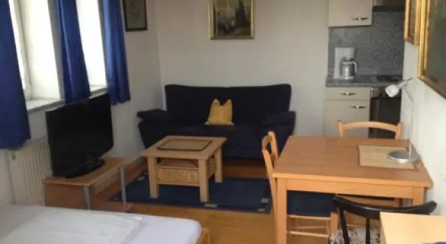 Appartement Hotel A9, Buchen Sie Hotel Denkendorf 