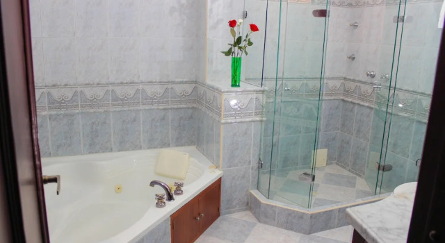 Номер Standard Hotel Chandelier Park
